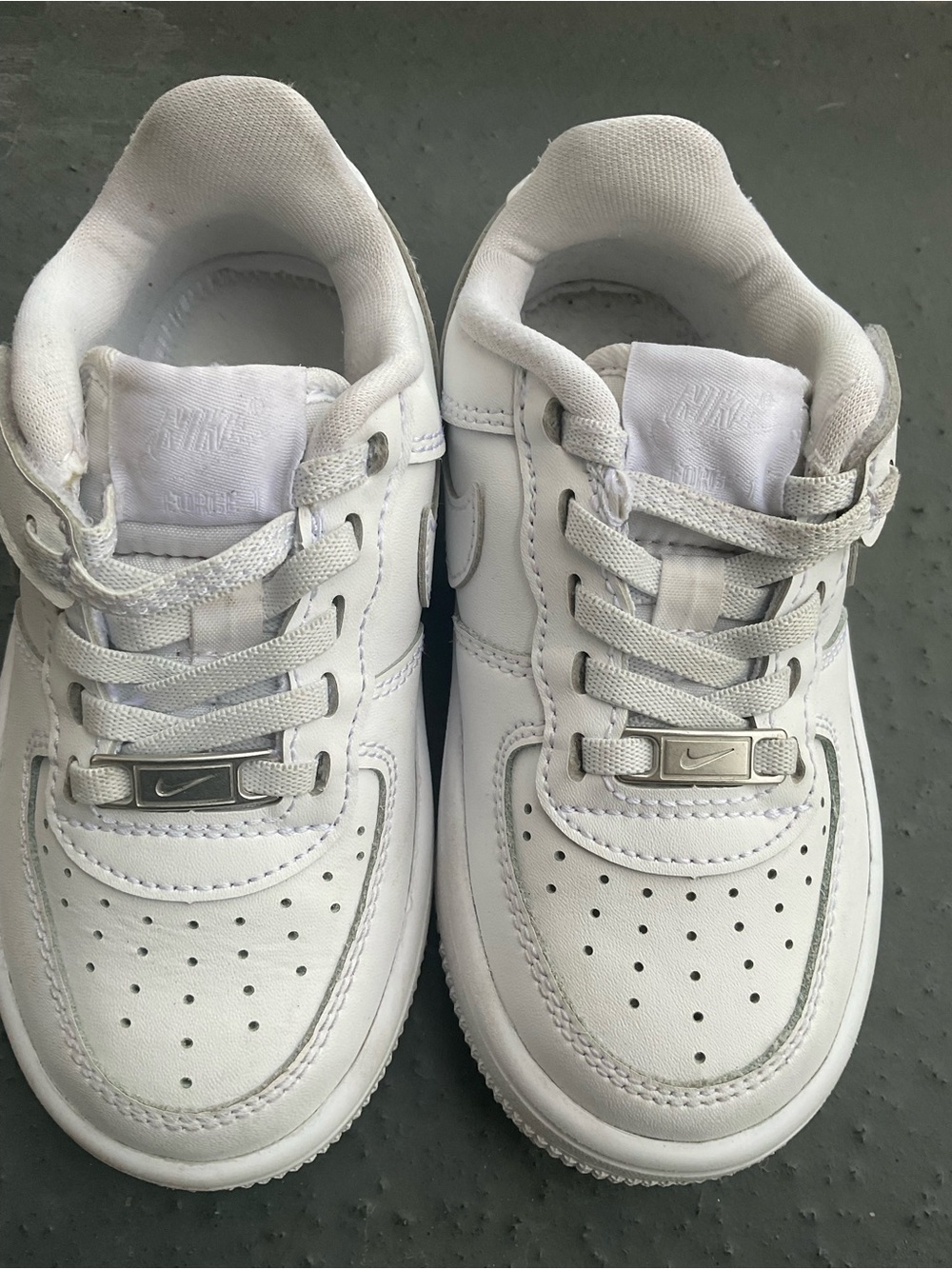 Nike Air Force 1 Low Lace WHITE/WHITE size 9C - Picture 2 of 9